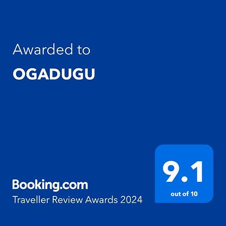 Ogadugu Lejlighed Bukarest Eksteriør billede