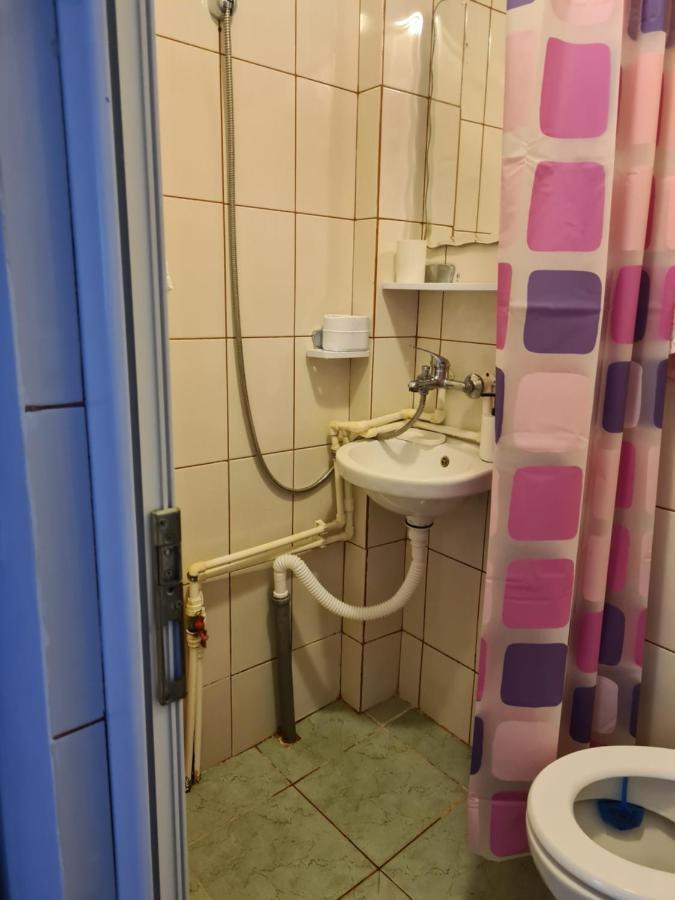 Ogadugu Lejlighed Bukarest Eksteriør billede